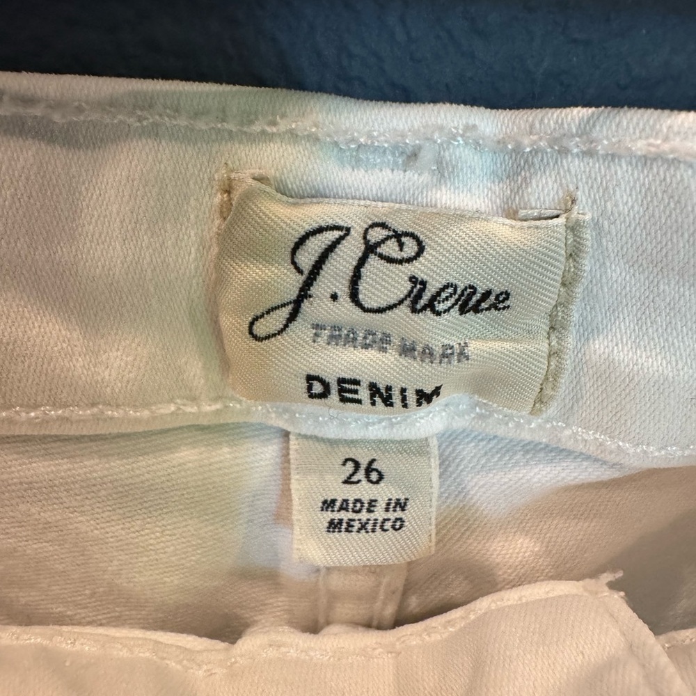 J. Crew Women’s White Denim Cut Off Shorts Size 26 - Picture 2 of 3